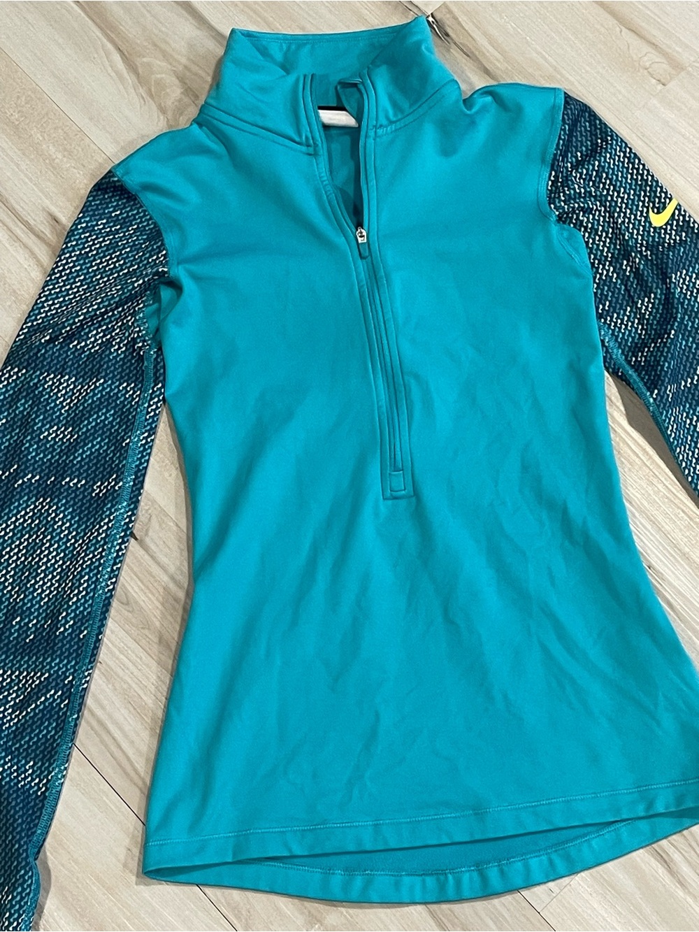 Nike Pro Dri-FIT Women XS Teal 1/2 Zip Long Sleeve Training Running Top